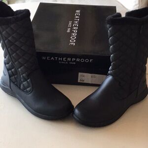 Great Weatherproof boots like new